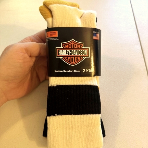 69 Harley-Davidson  NIP Two different Cotton Comfort Large Socks - Picture 1 of 6